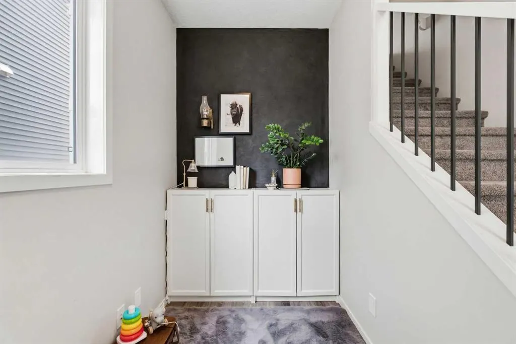 516 West Lakeview Drive