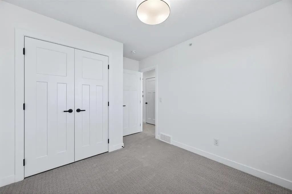 62 Rangeview Path SE