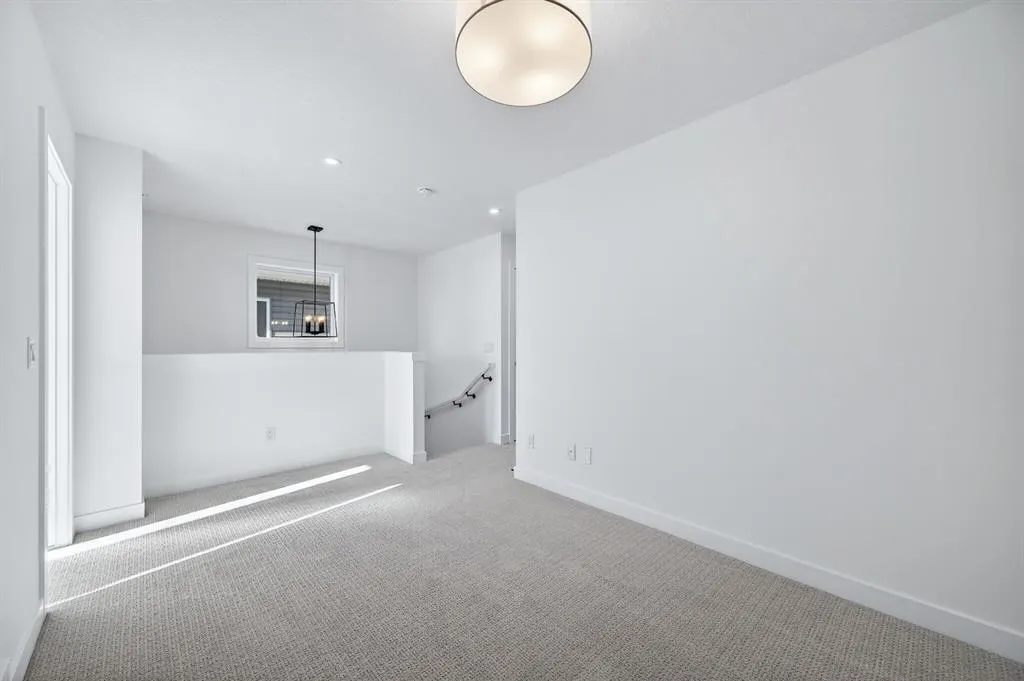 62 Rangeview Path SE