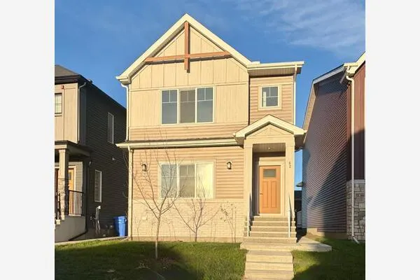 62 Rangeview Path SE
