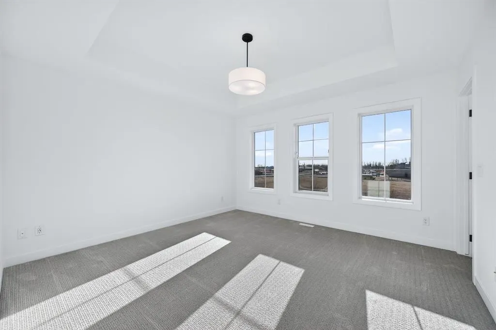 62 Rangeview Path SE