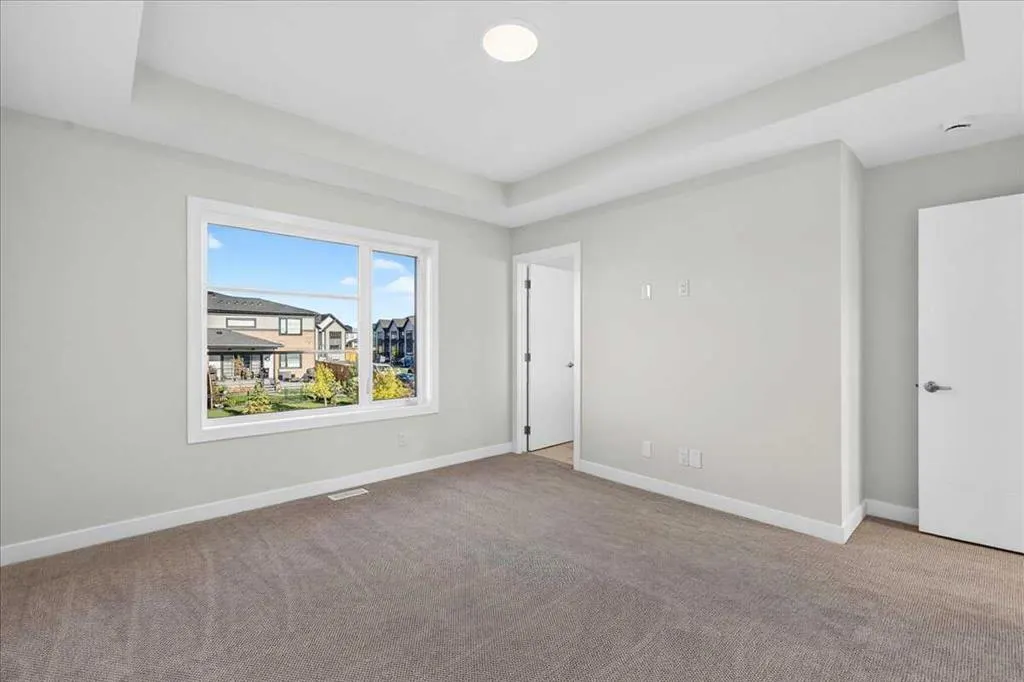1040 Sailfin Heath