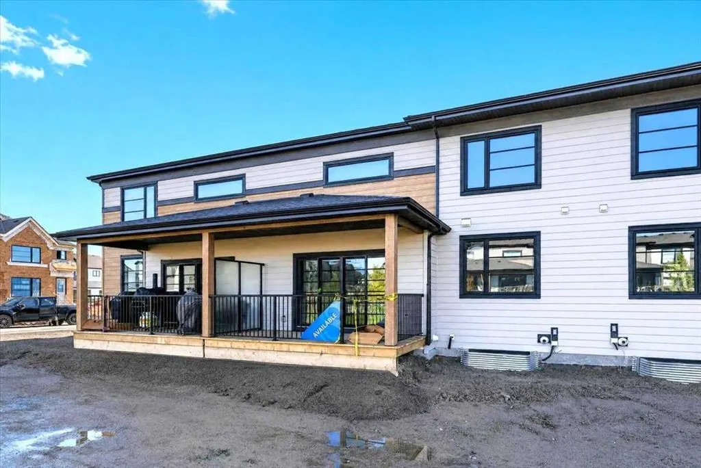 1040 Sailfin Heath