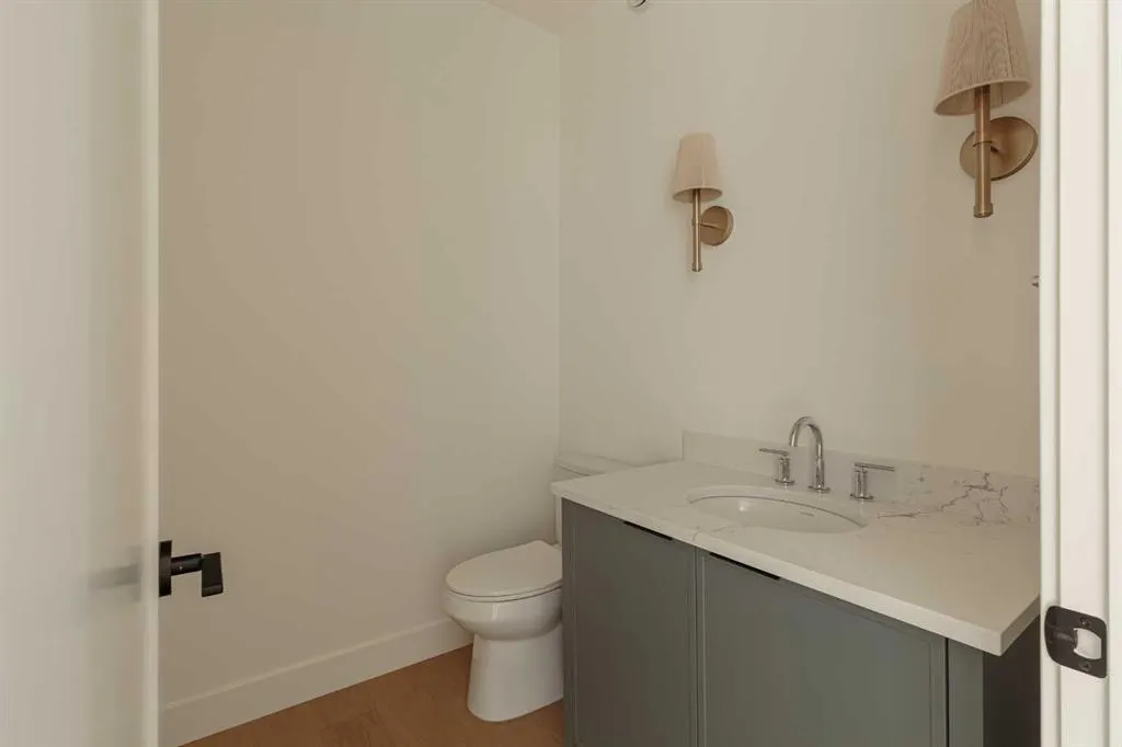 119 Greenwich Heath NW