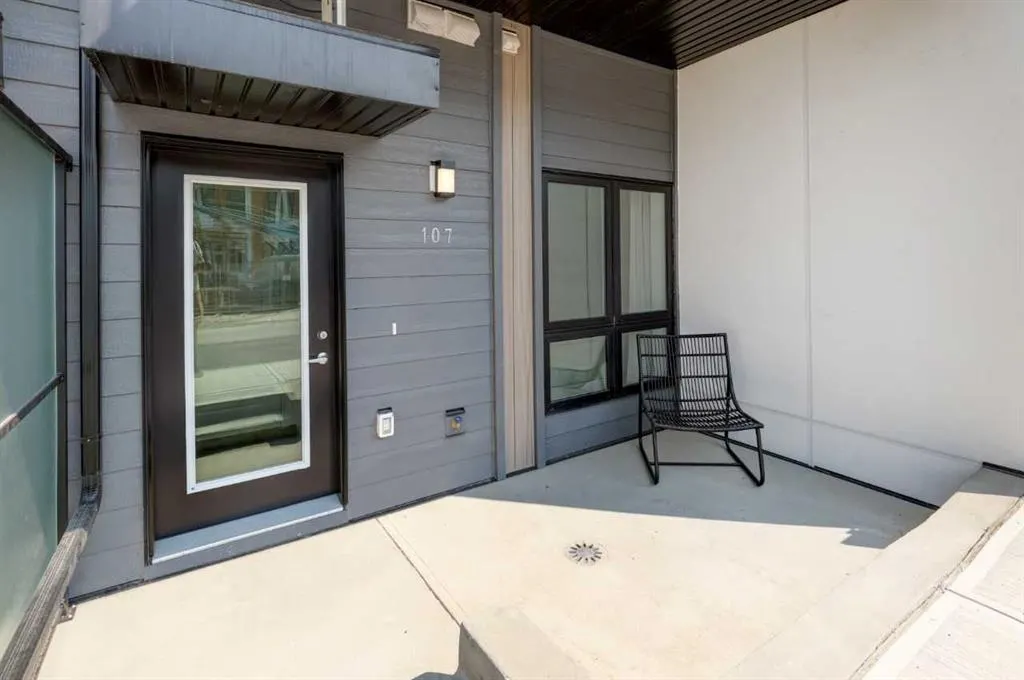 155 Crimson Ridge Place NW #113