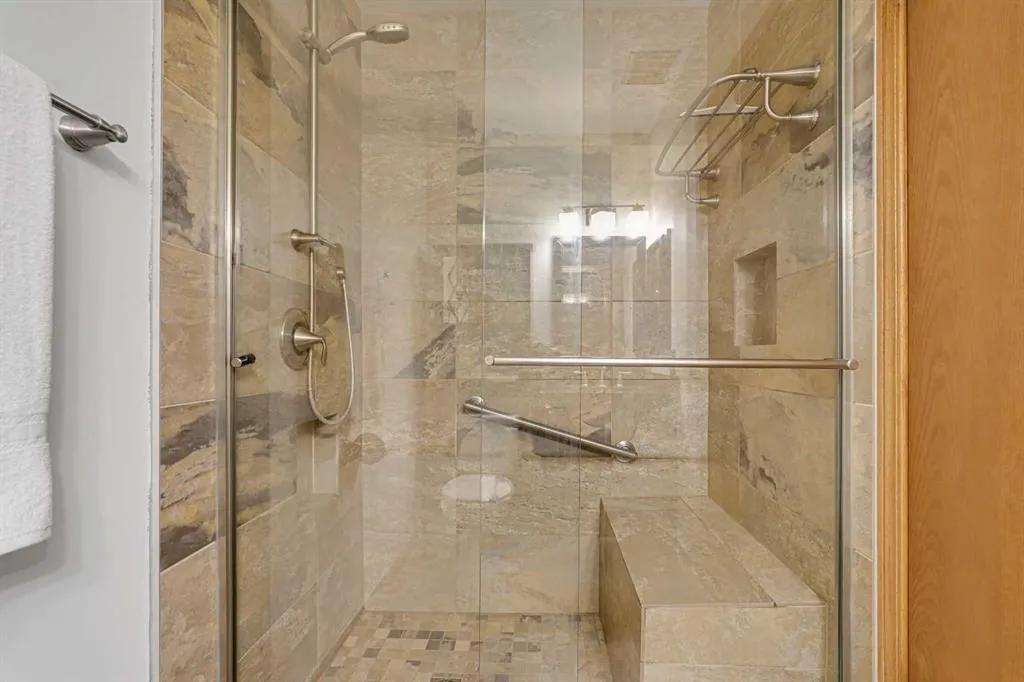 27 Sun Harbour Road SE