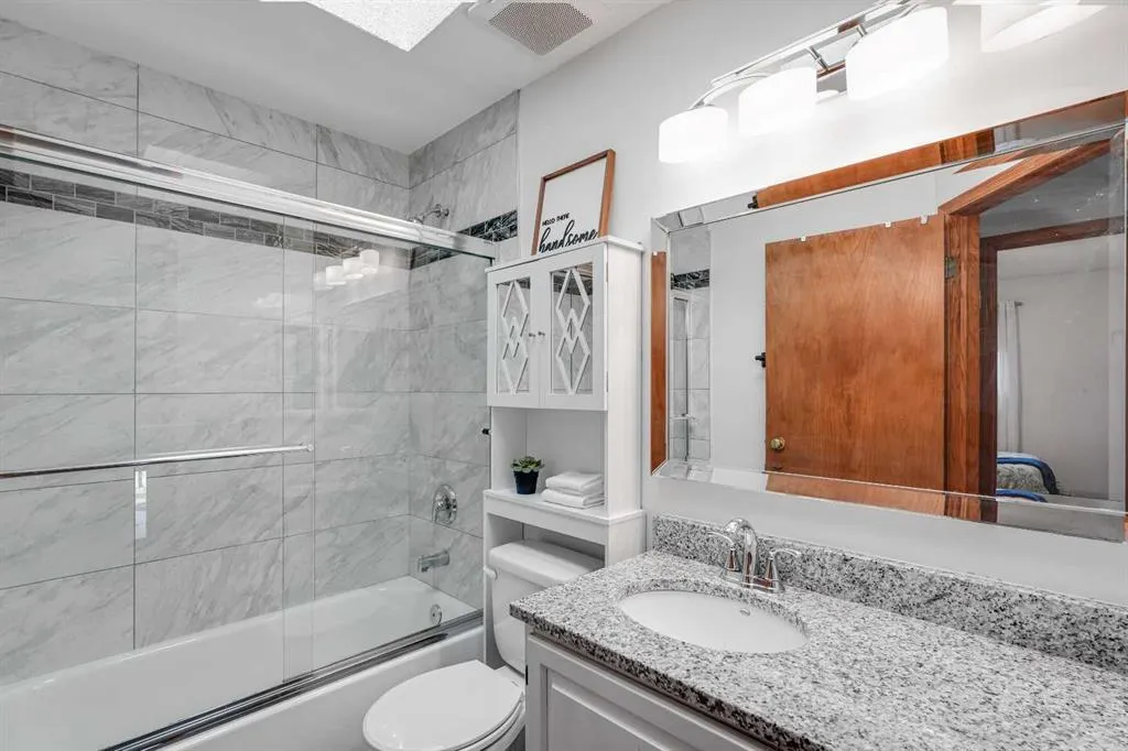 27 Sun Harbour Road SE