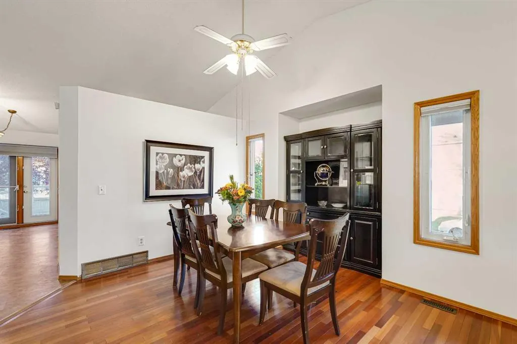 27 Sun Harbour Road SE