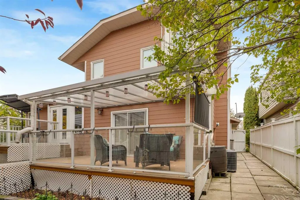 27 Sun Harbour Road SE
