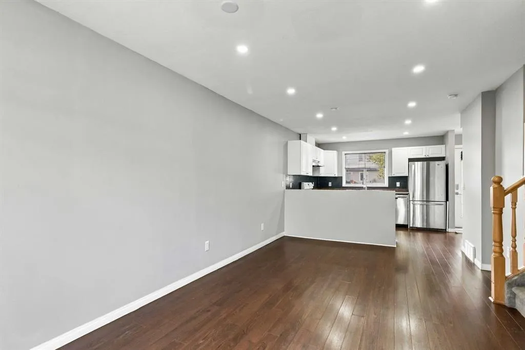 187 Millennium Gate #30