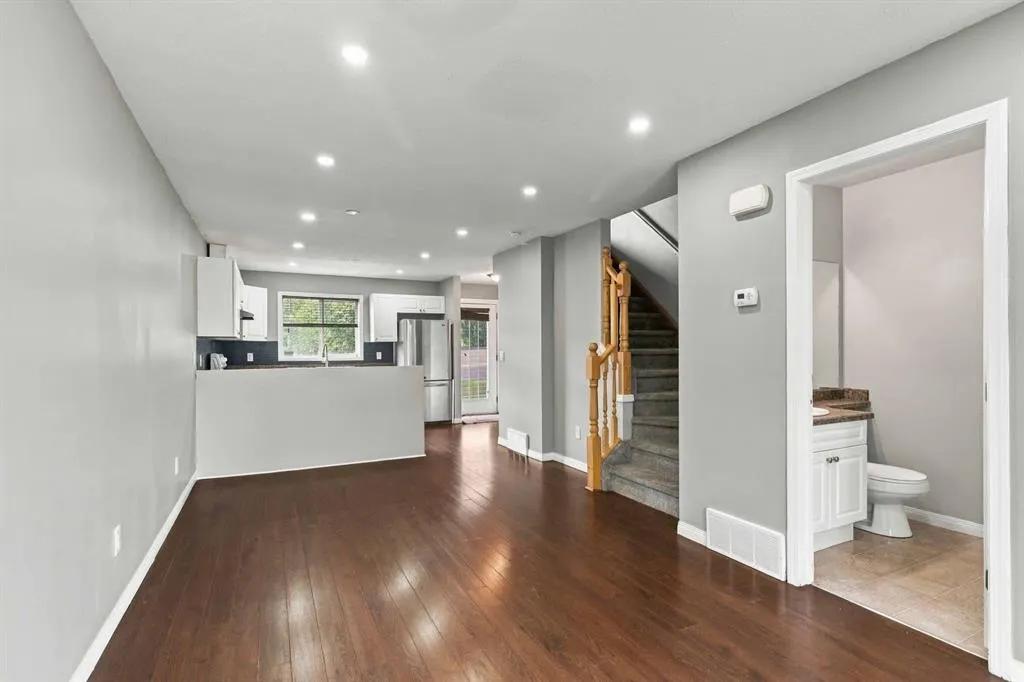 187 Millennium Gate #30