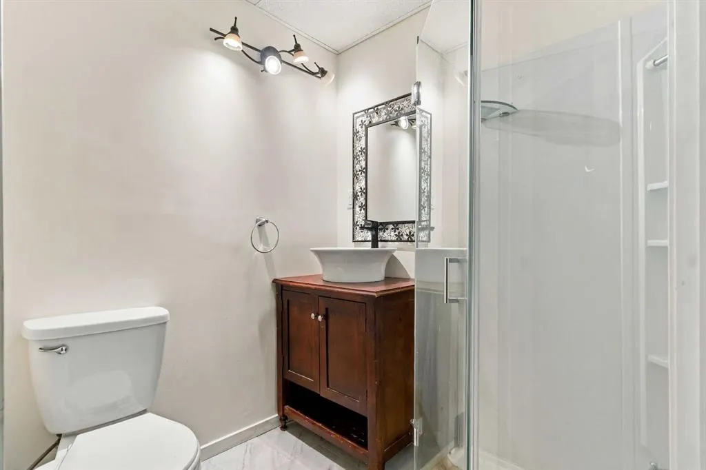 187 Millennium Gate #30