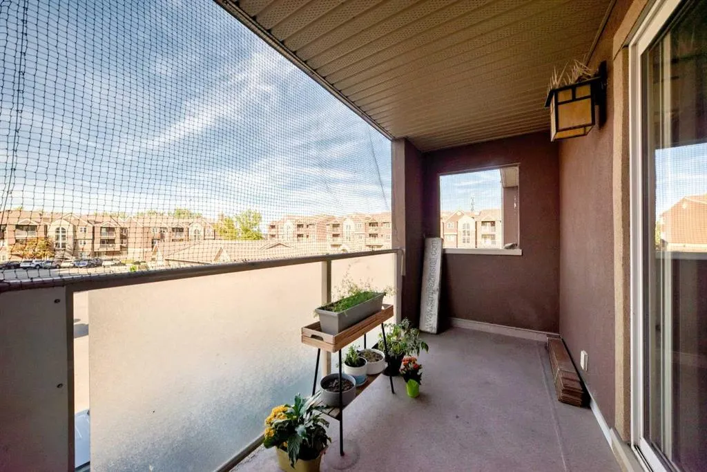 1222 Edenwold Heights NW ##1222