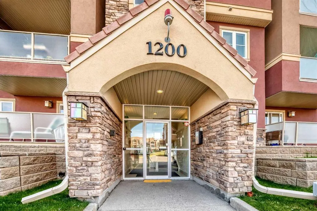 1222 Edenwold Heights NW ##1222