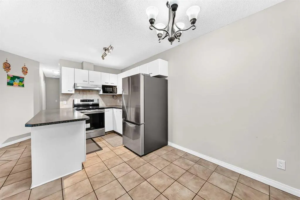 1222 Edenwold Heights NW ##1222