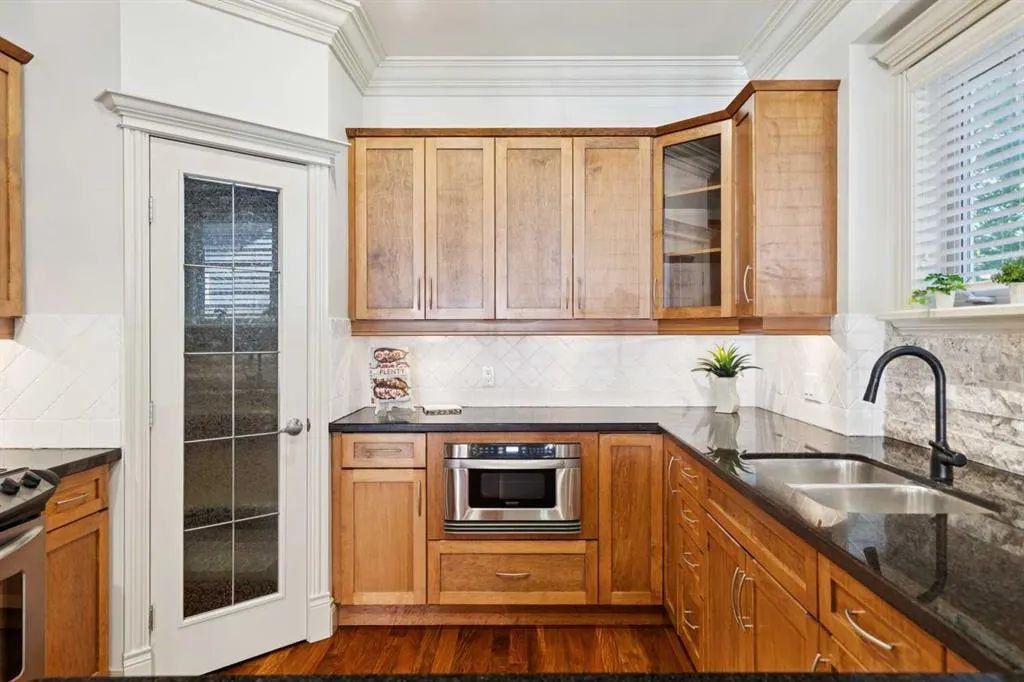 2413 2 Avenue NW #1