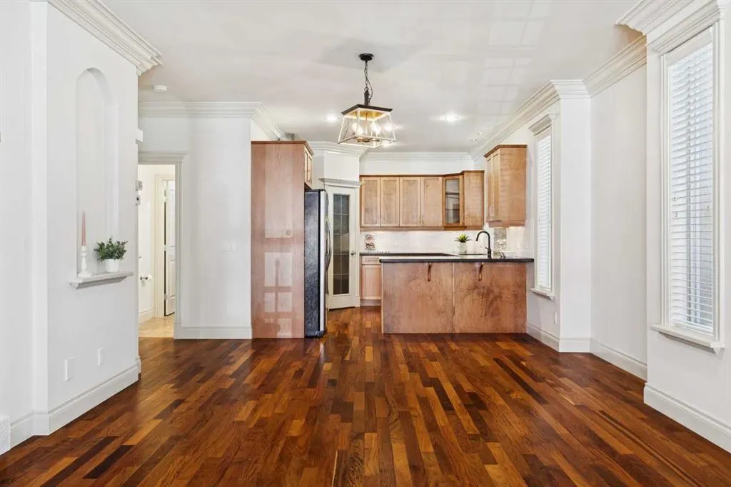 2413 2 Avenue NW #1