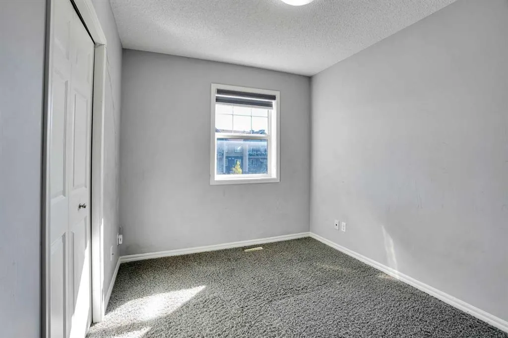 121 Skyview Ranch Drive NE