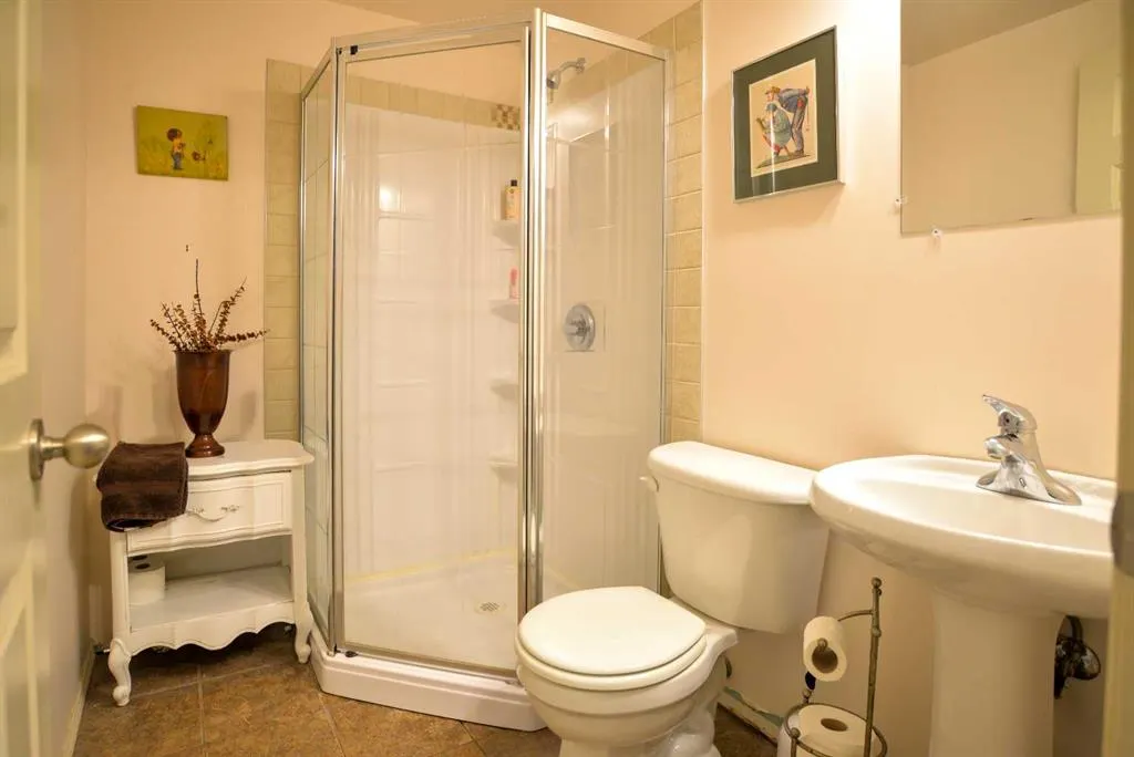 78 Tuscany Ridge Heights NW