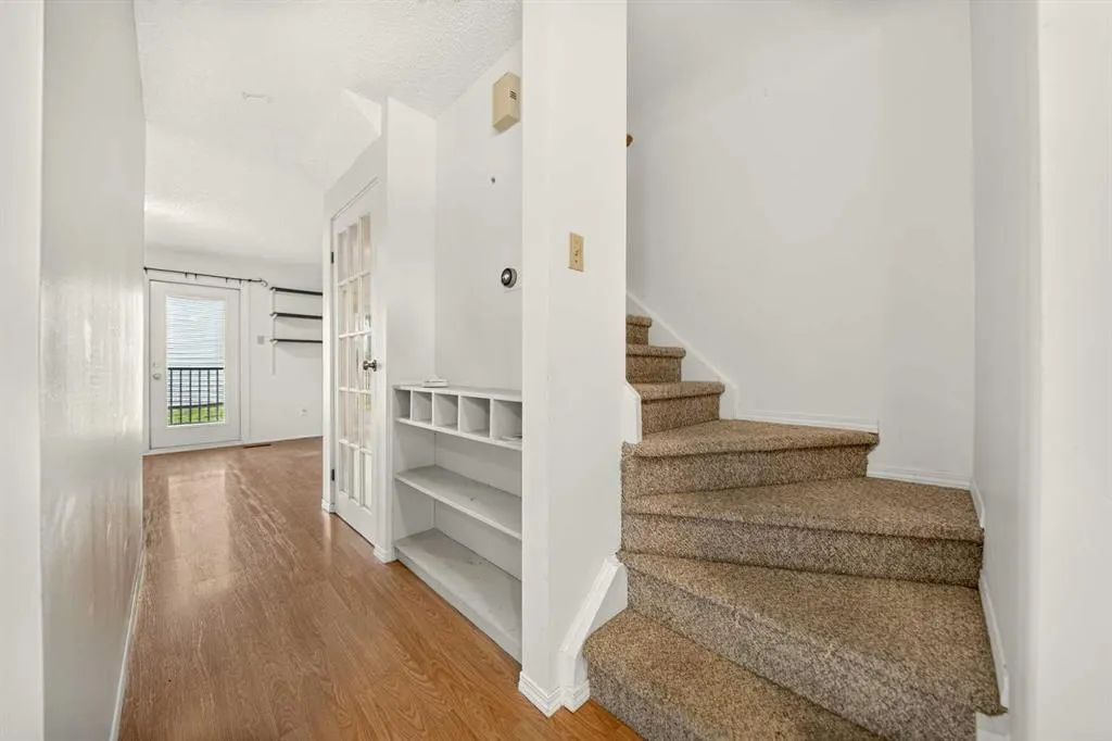 55 Lemoyne Crescent W #53