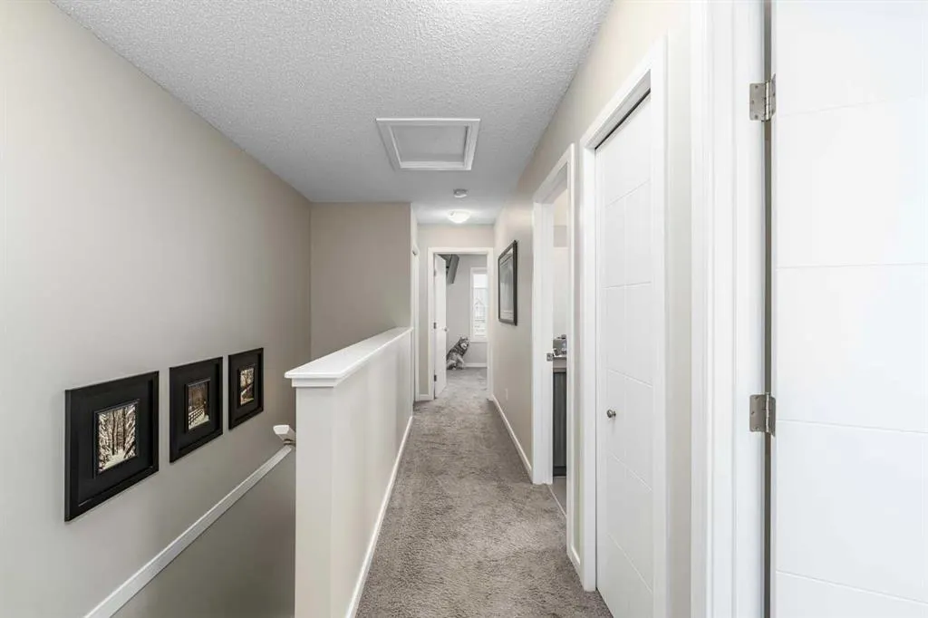 304 Marquis Lane SE
