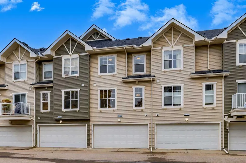 778 Tuscany Drive NW