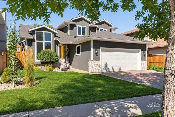 8285 Edgebrook Drive NW