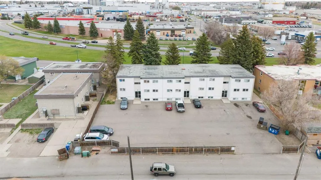 218 Mayor Magrath Drive N #3