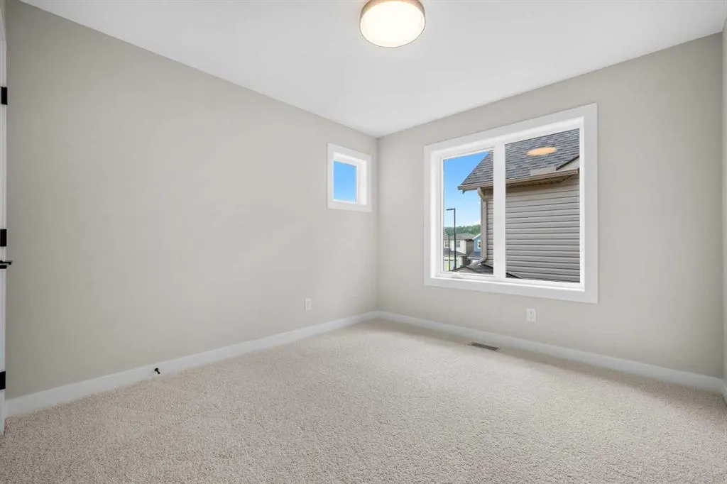 116 Quartz Crescent