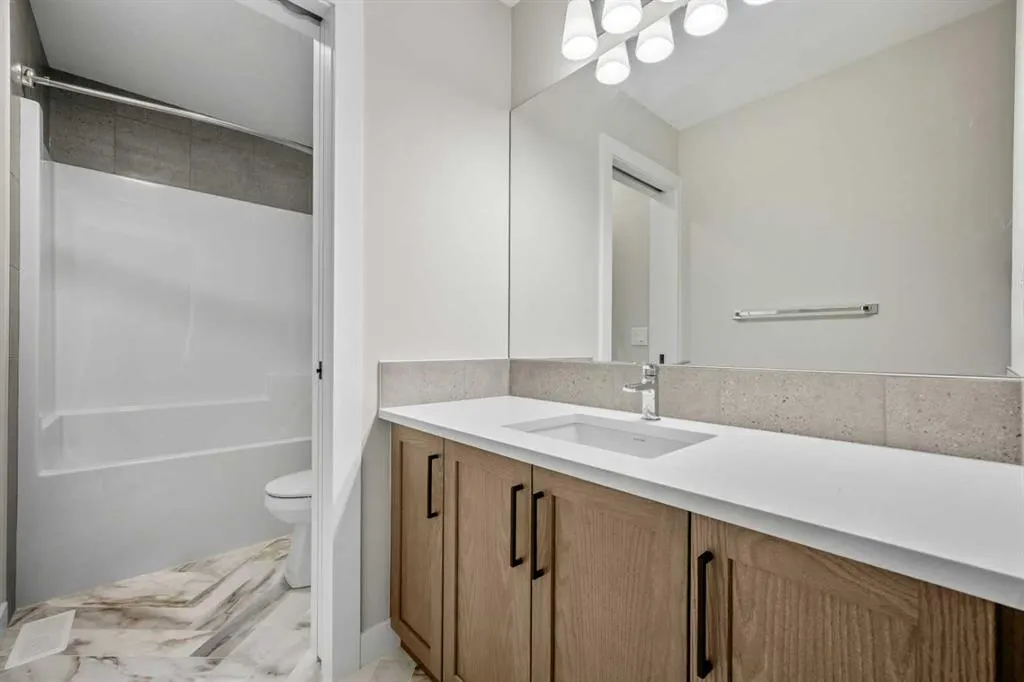 116 Quartz Crescent