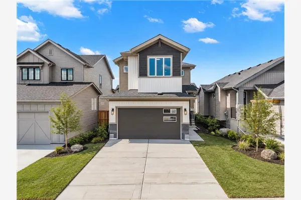 116 Quartz Crescent