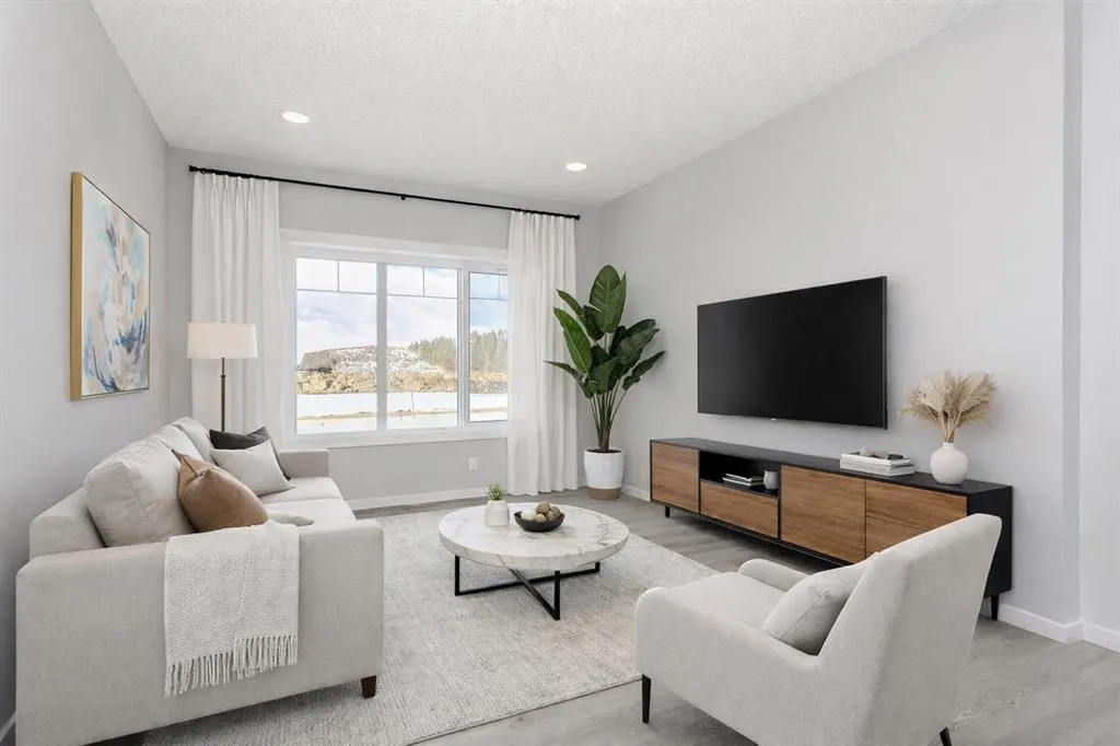 628 Key Rise SW
