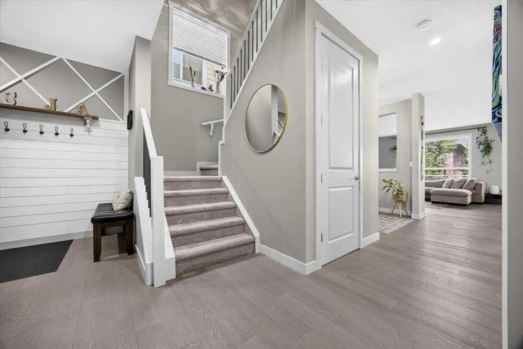 136 Riviera Way
