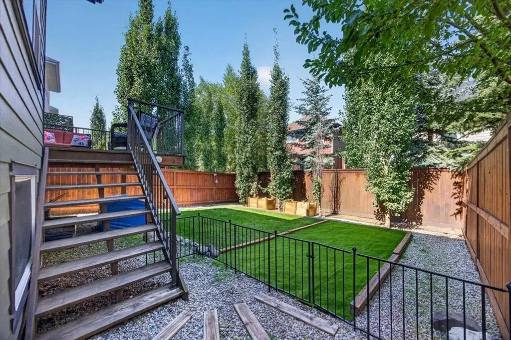 136 Riviera Way