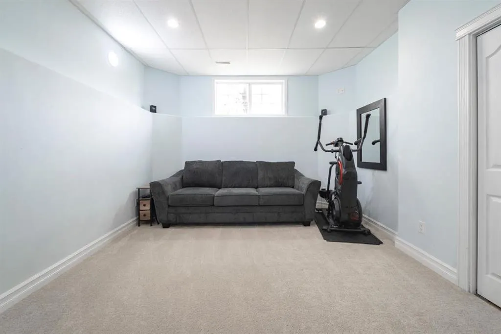 109 Laurier Road