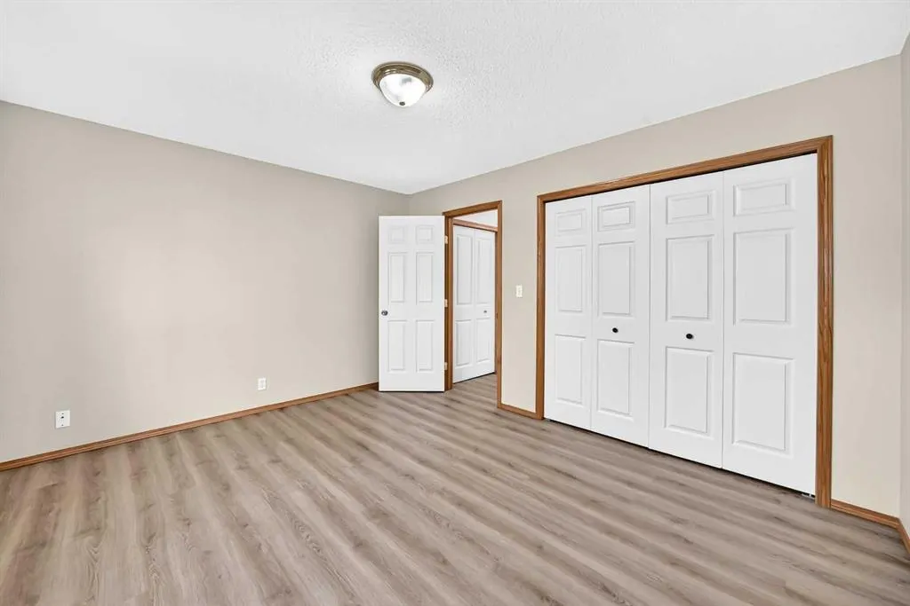36 Lister Crescent