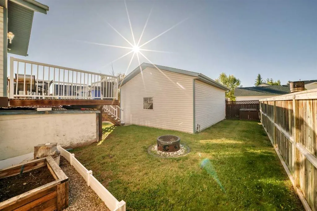 36 Lister Crescent