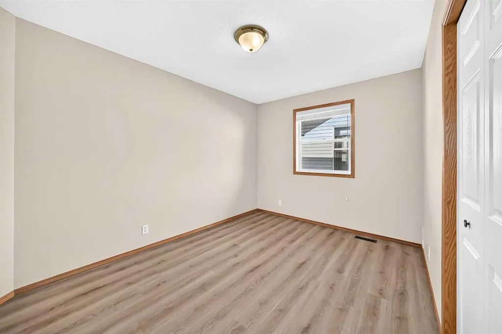 36 Lister Crescent