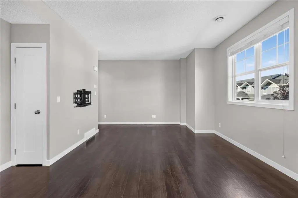 881 Sage Valley Boulevard NW #202