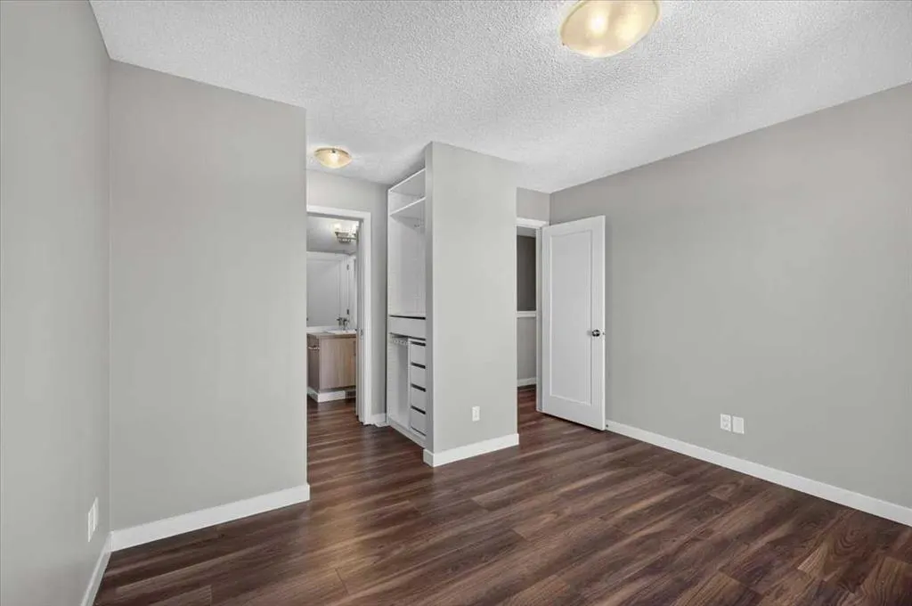 881 Sage Valley Boulevard NW #202