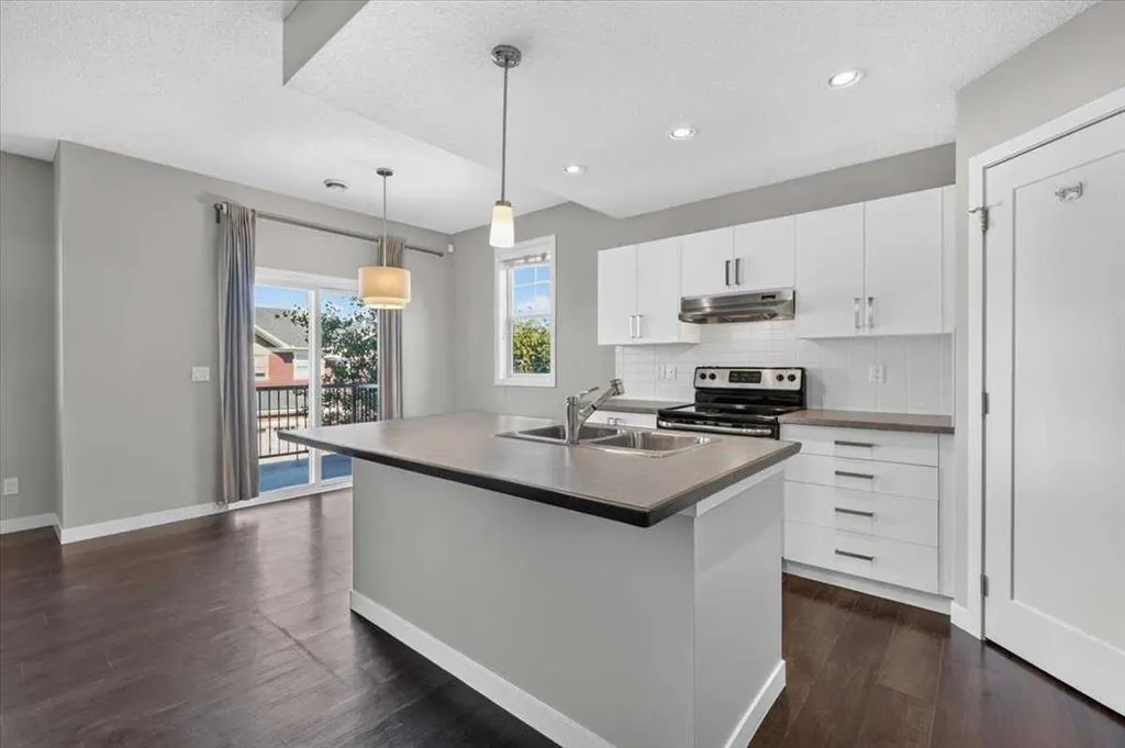 881 Sage Valley Boulevard NW #202