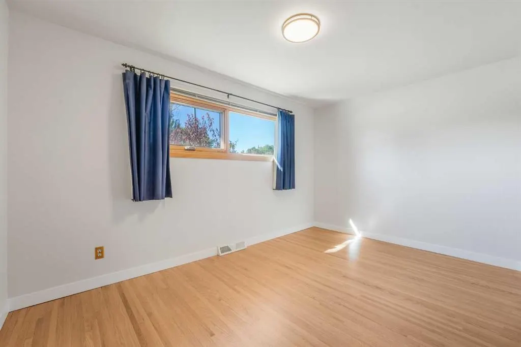 80 Westover Drive SW
