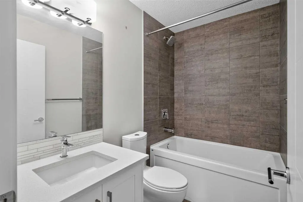 2416 30 Street SW #4
