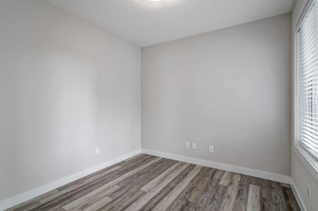 2416 30 Street SW #4