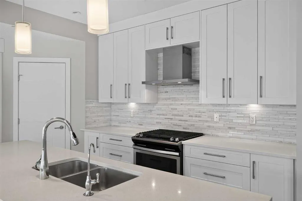 2416 30 Street SW #4