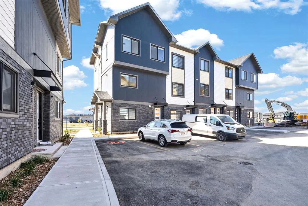 200 Belvedere Boulevard SE #403