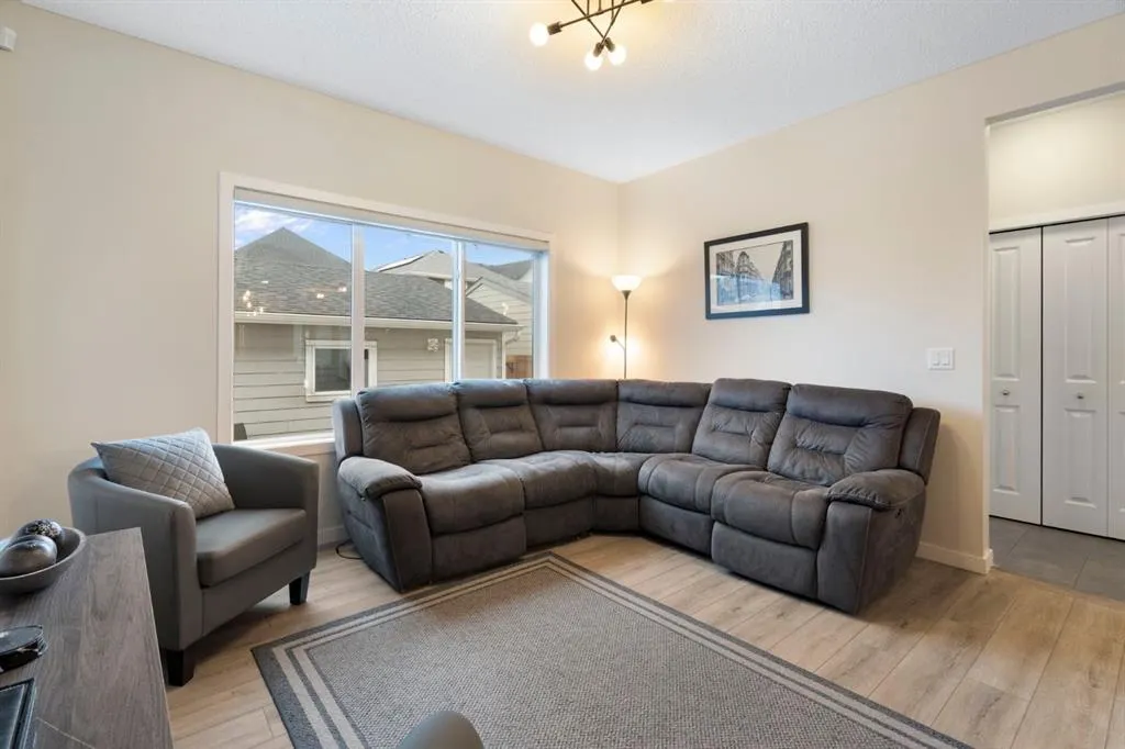 1022 Mahogany Boulevard SE