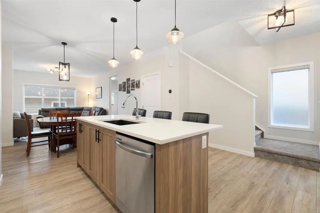 1022 Mahogany Boulevard SE