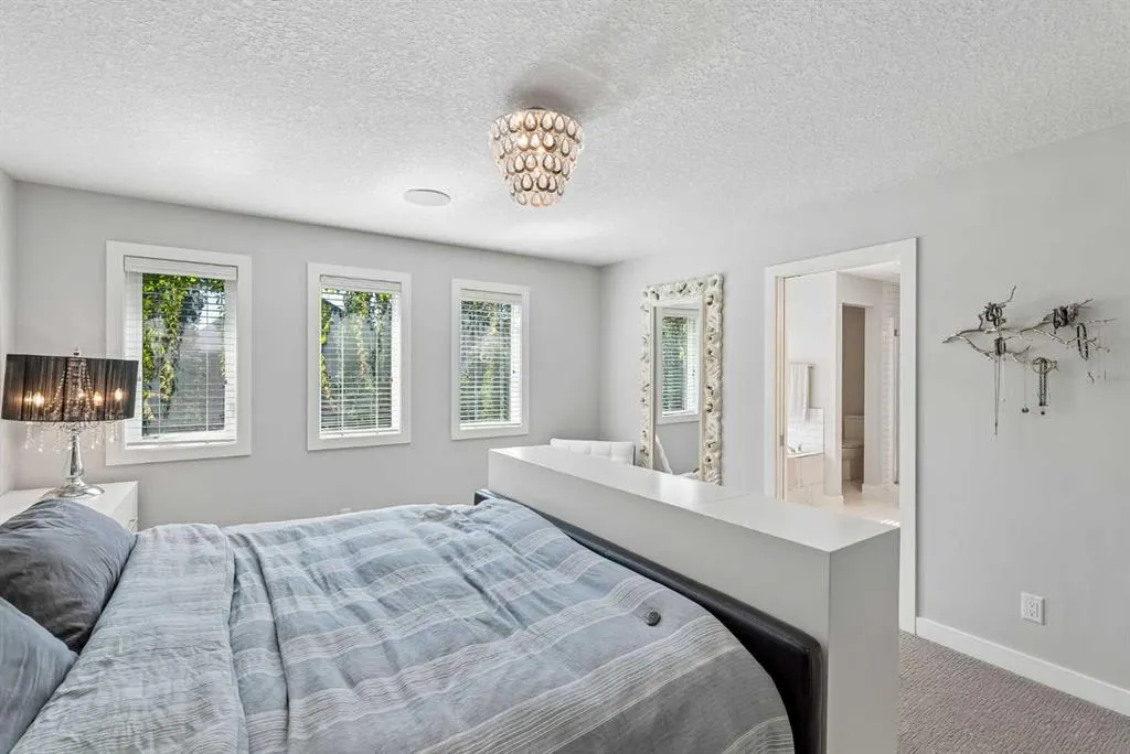 116 Masters Court SE