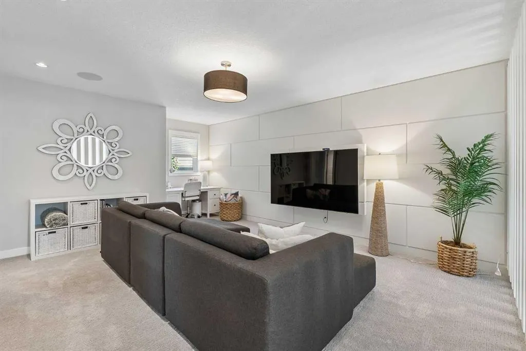 116 Masters Court SE